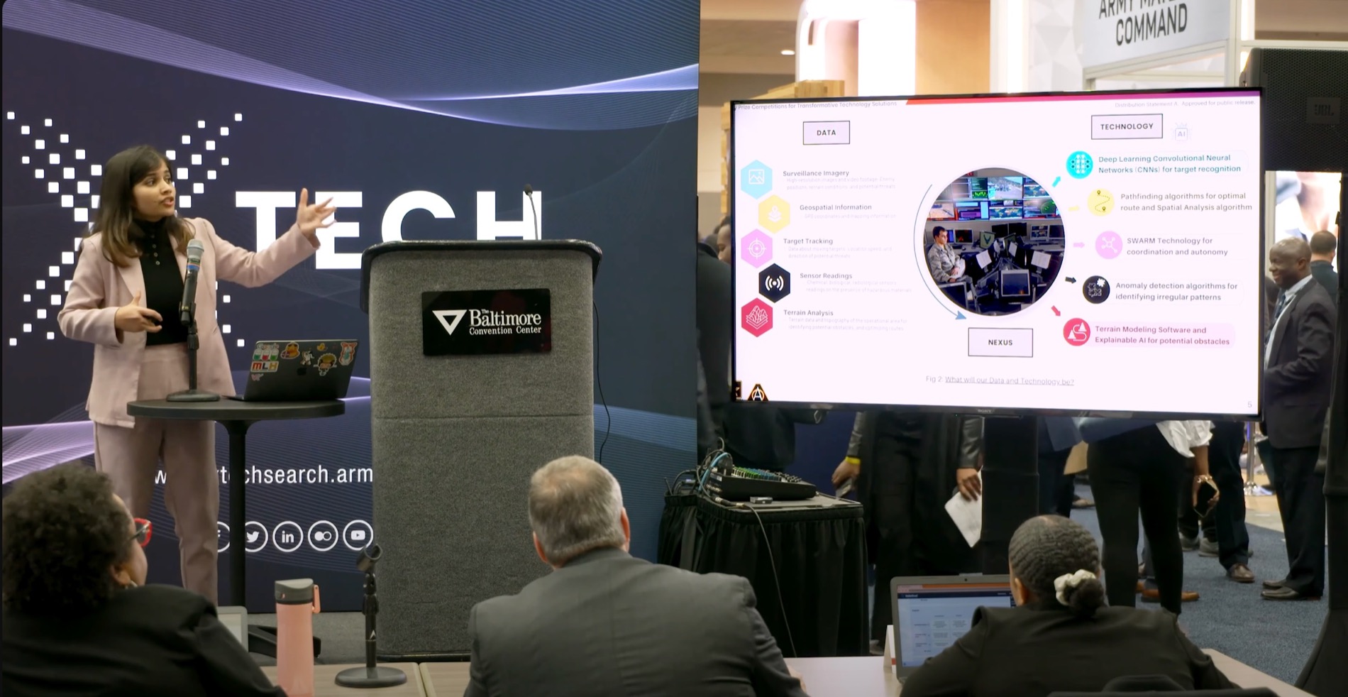 Sam presenting her xTech innovation at the Army showcase